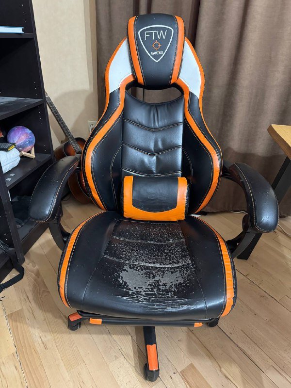 Компьютерный офисный стул кресло серого цвета