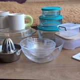 Посуда, контейнеры, миски, кружки, соковыжималка, разделочные доски 2