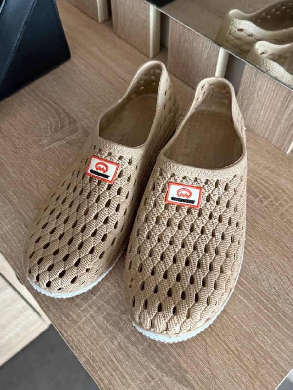 кроссовки NB, коралловые и бежевые аквашузы 4