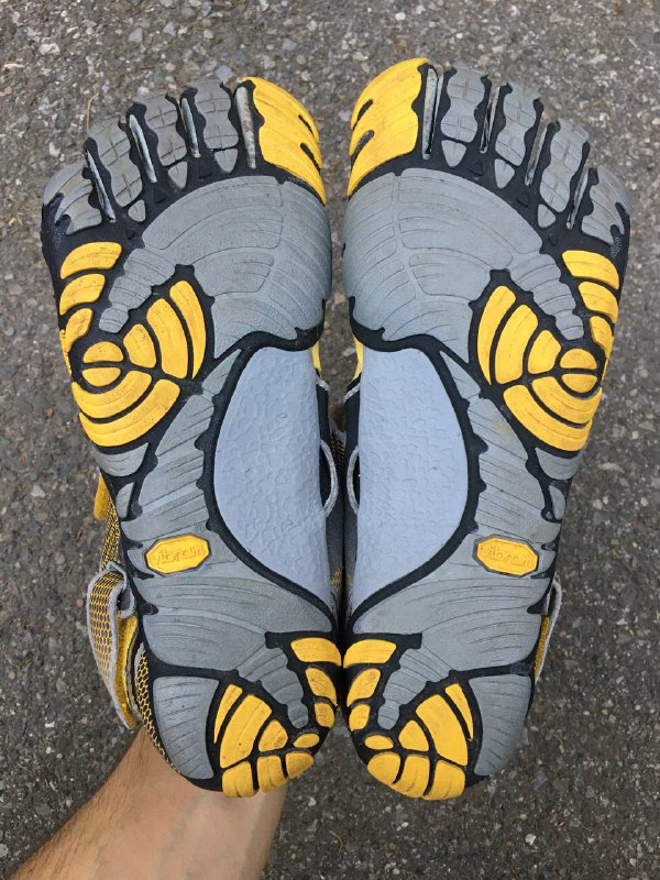 Кроссовки Vibram FiveFingers, размер 42 4