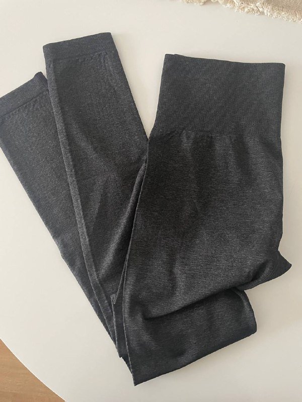 Блузка, рубашка, жилетка, шорты спортивные, легинсы, джинсовка Zara, юбка Pull&Bear 5