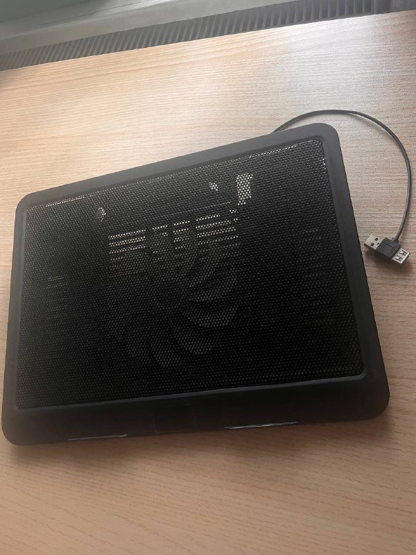 Охлаждающая подставка для ноутбука с вентилятором