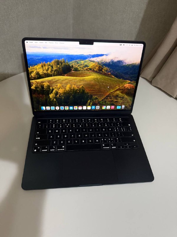 MacBook Air M2 13.6 8GB 256GB