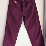 Джинсы Levi's, штаны Empyre, пуловер Levi's, рубашка Dickies, анорак Ellesse, худи Johnny Cupcakes 2