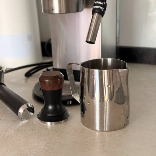 Кофемашина Delonghi