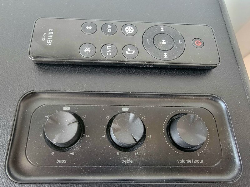 Bluetooth 5.0 колонка Edifier D12 4