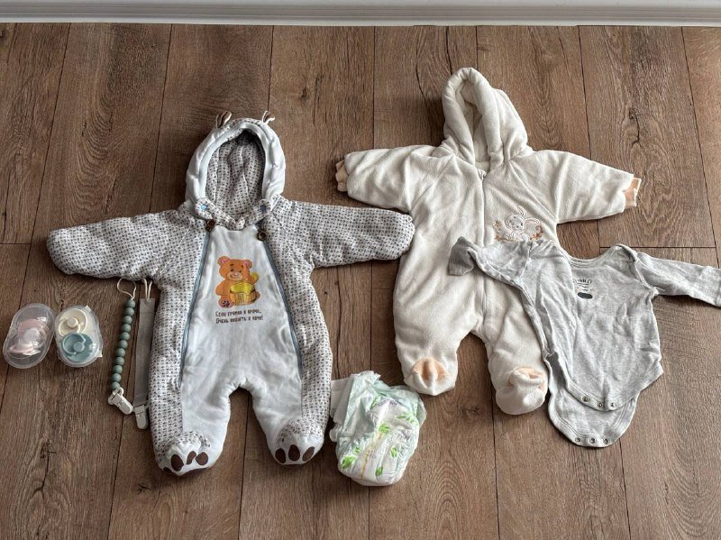 Детские вещи для новорожденных до 4 месяцев, комбинезоны, бодики, носки, шапочки 4