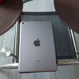Ipad mini 4 128GB 3