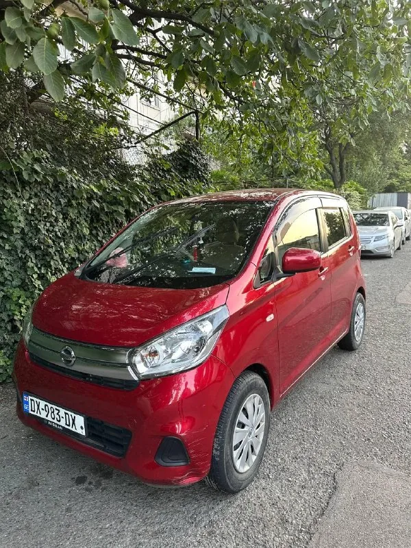 Nissan Dayz 2016, 103 000 км, 0.7 л, правый руль 1