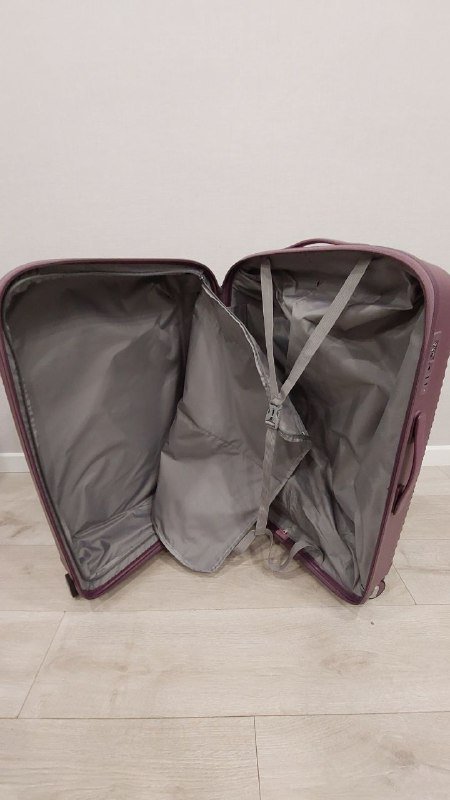 Чемодан на колёсах Francesco Molinary фиолетовый 98.5 л 4