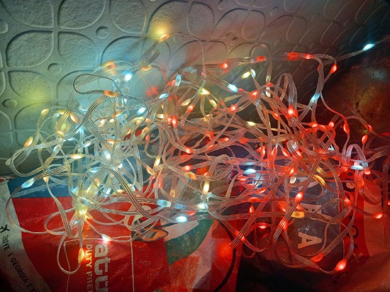 Праздничный набор с елкой и украшениями 8