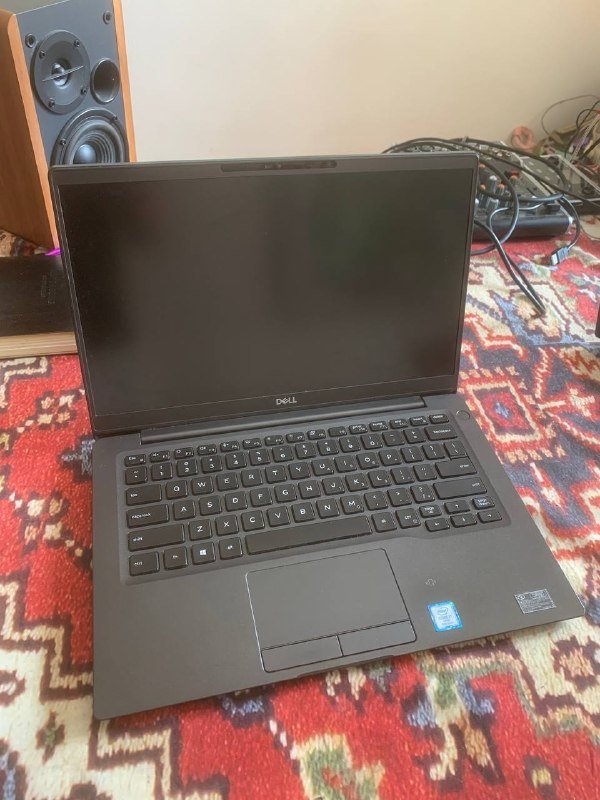 Dell Latitude 7400