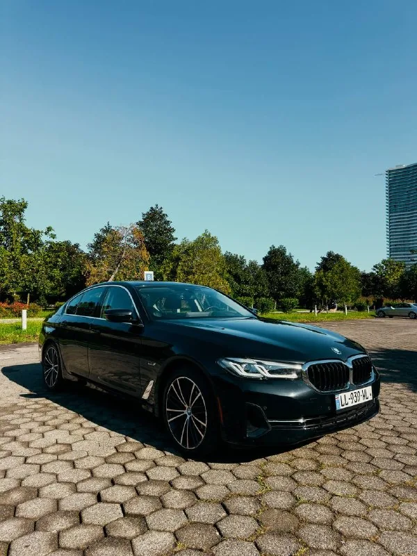BMW 530e 1