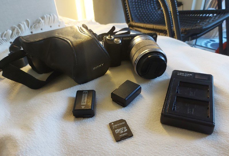 Sony NEX 5N камера с объективом 16 Мп, аксессуары