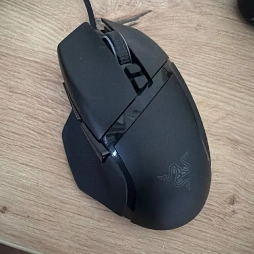 Игровая проводная мышь Razer Basilisk v3