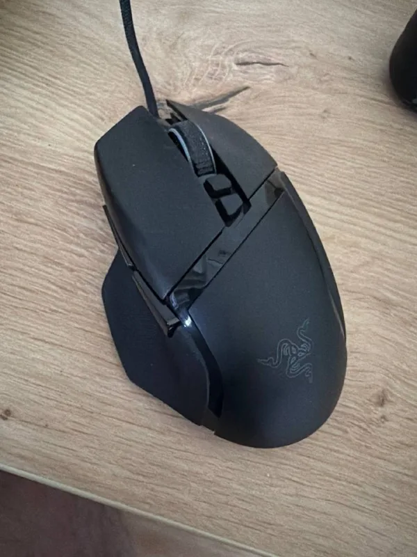 Игровая проводная мышь Razer Basilisk v3