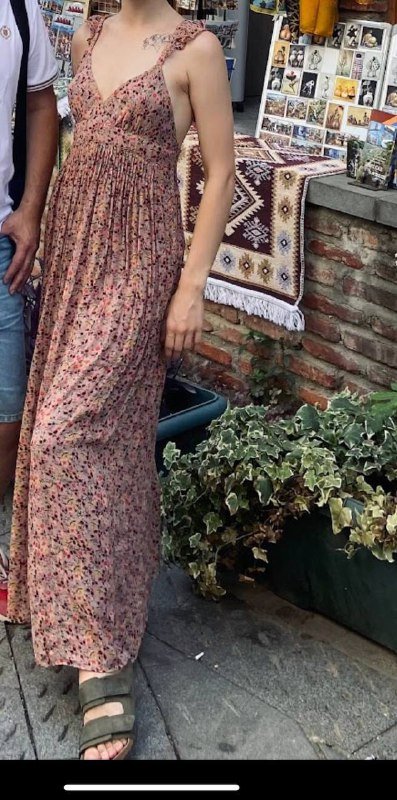 Свитера, жилет, ветровка, платья, шорты женские 5