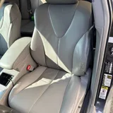 Toyota Camry 2.4 Hybrid 6