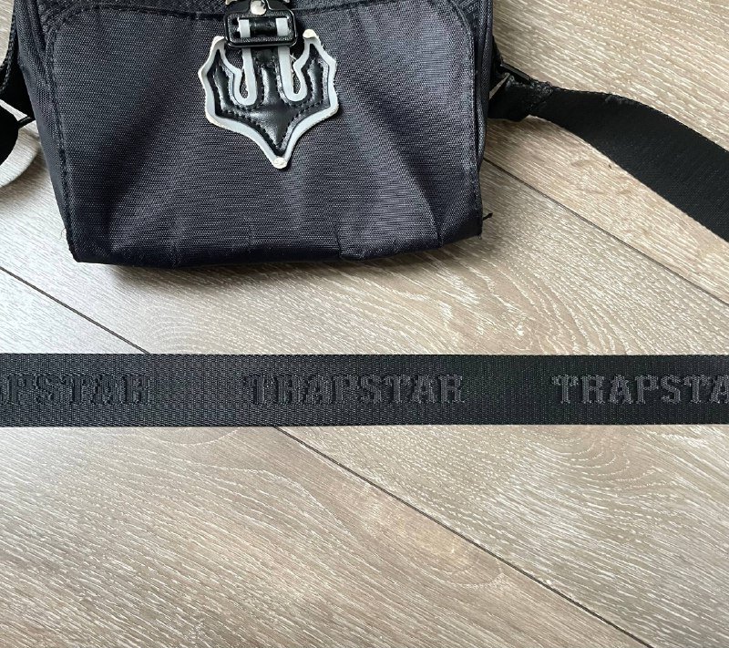 Trapstar bag 4