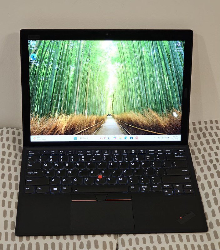 Lenovo ThinkPad X1 Tablet 13" 8GB RAM 256GB SSD i5-8250U 2