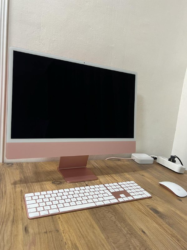 Apple iMac 24’’ M1, Apple iPhone 8 64gb Black