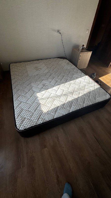 Матрас средней жесткости 195х160