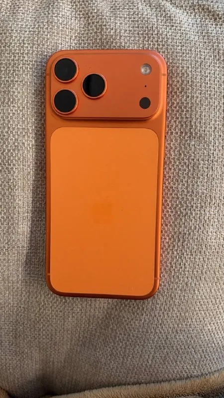 Apple iPhone 17 Pro Max 1