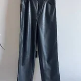 Брюки из экокожи, юбка сатиновая 1