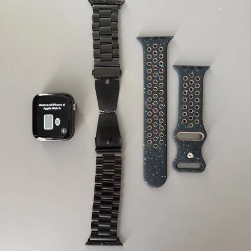 Apple Watch Series 4 44 мм