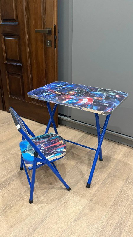 Детский стол и стул с героями Marvel