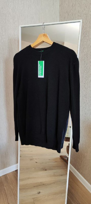 Новый базовый пуловер United colours of Benetton кашемир 100%