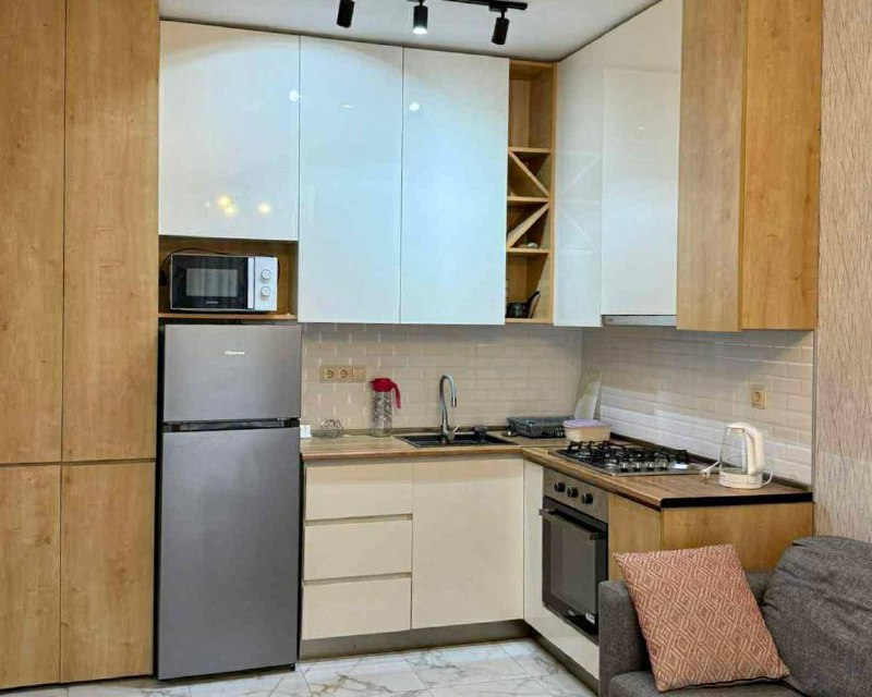 1+1 квартира Казбеги 17, 40 кв, 5 этаж 3