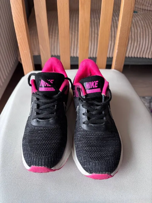Кроссовки Nike 1