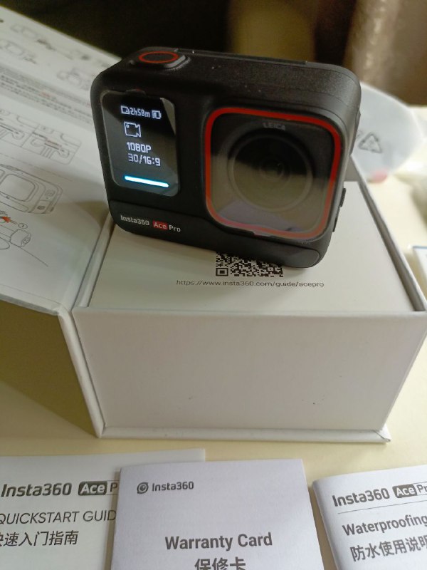 Камера Insta360 AcePro, трипод, защитные стёкла 9