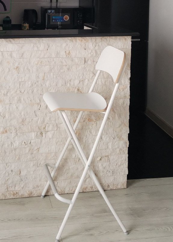 стул барный белый Ikea, стул барный чёрный