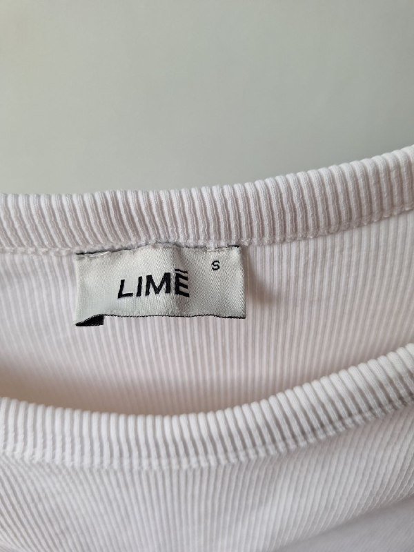 книга с наклейками Отель 9