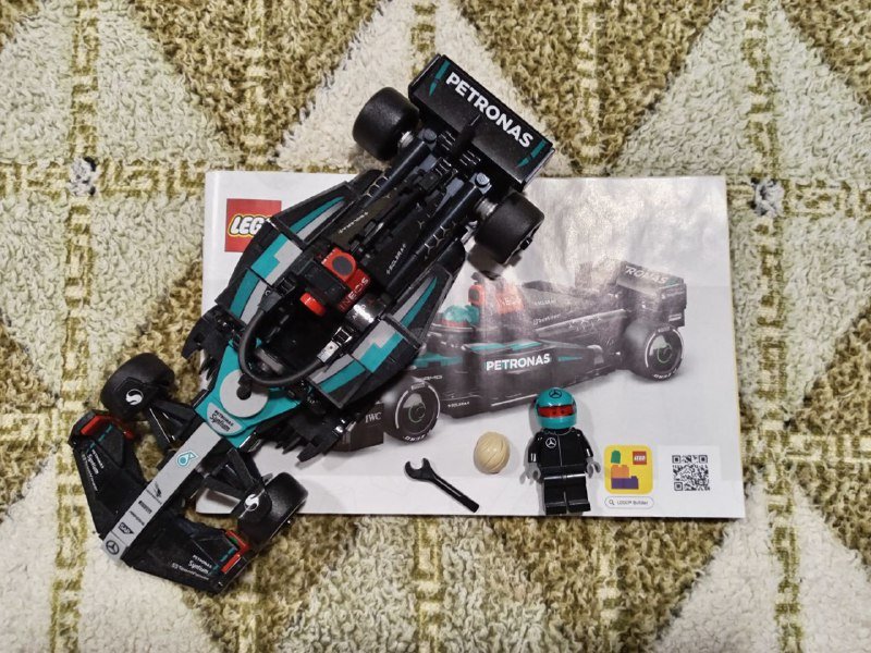 Наборы Лего Формула 1 и Ниндзяго 2
