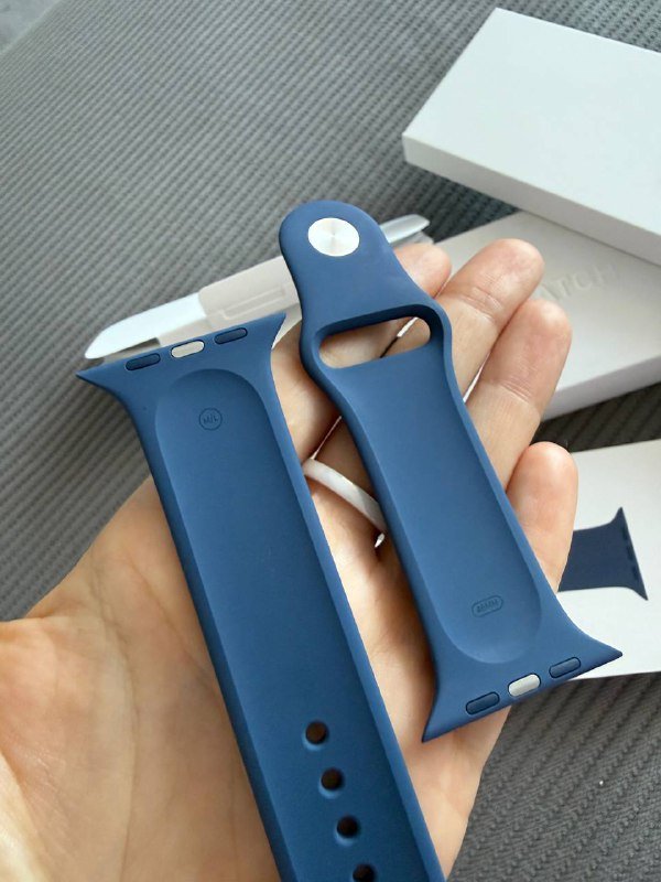 Apple Watch Series 10, 46mm, Silver Aluminum, Denim Sport Band 6