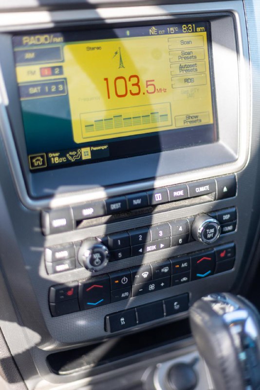 Ford Fusion 2010 2.5 hybrid for sale 5