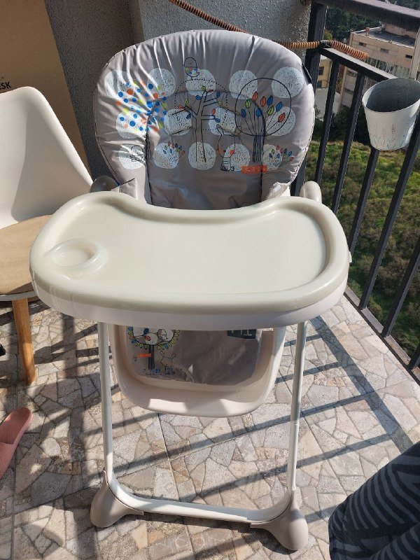 Стульчик для кормления
