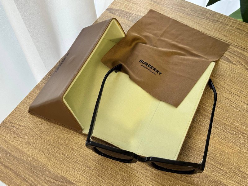 Burberry солнцезащитные очки Eldon 3