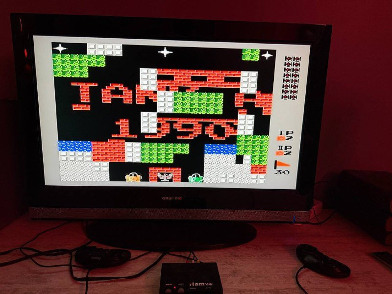 Неоновые вывески, мебель, ковры, картины, техника, телевизоры, мебель барная 3