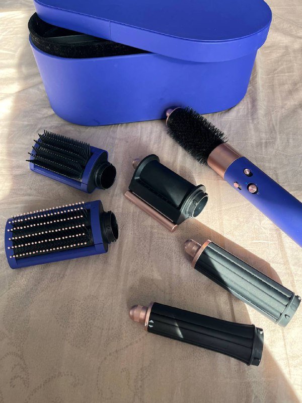 Dyson Airwrap Complete Blue/Blush с насадками и чехлом 3