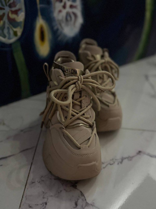 Кроссовки на танкетке 37 размер 3