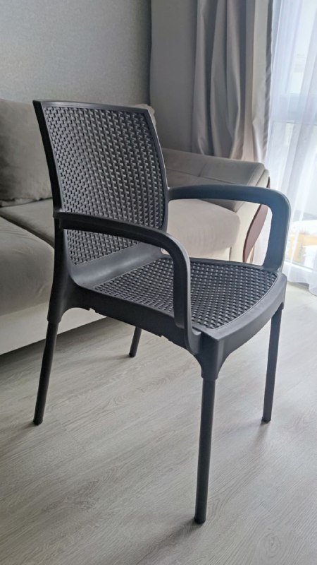 Два дивана, уличные стулья 8