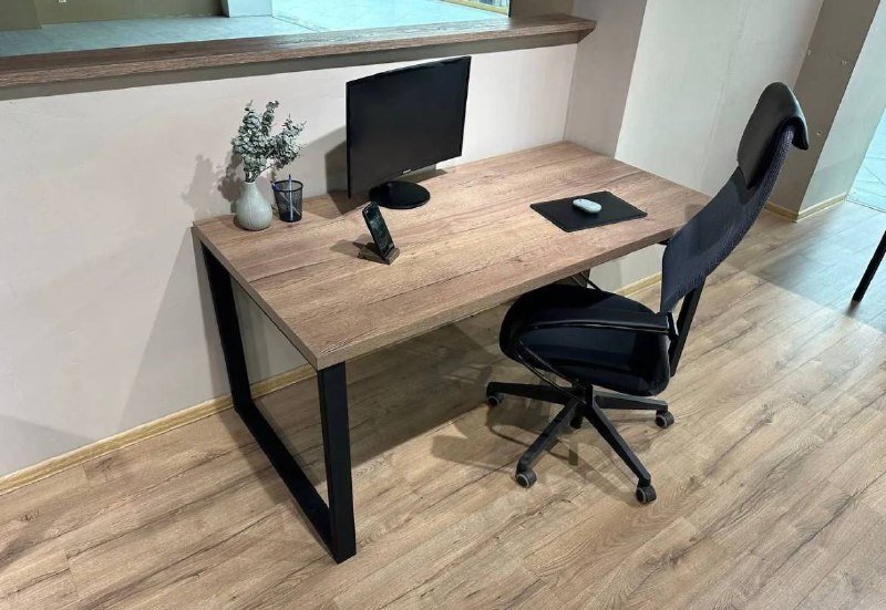 Стол и кресло 2