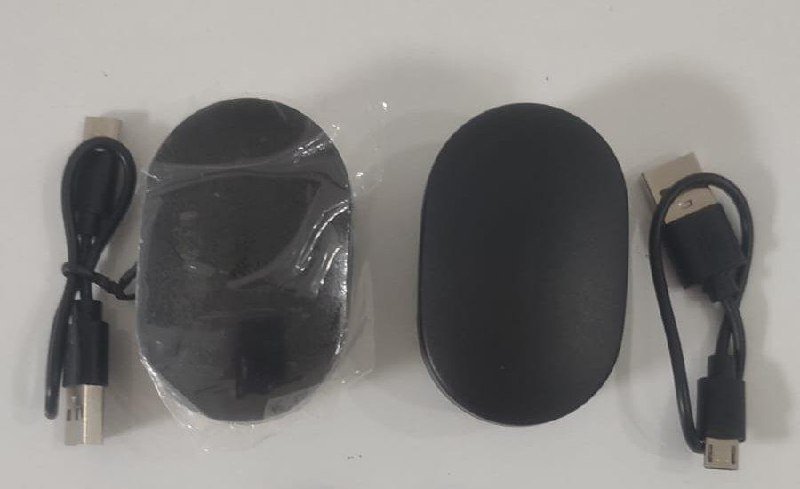 Беспроводные наушники TWS в упаковке