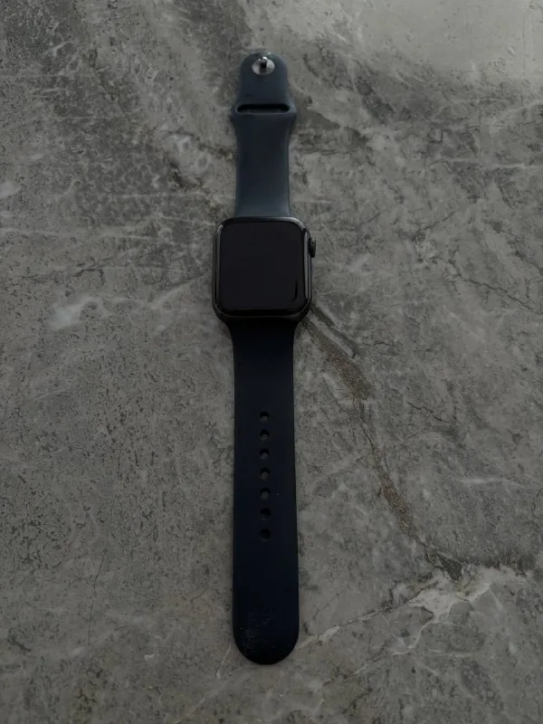 Apple Watch SE 44mm 1