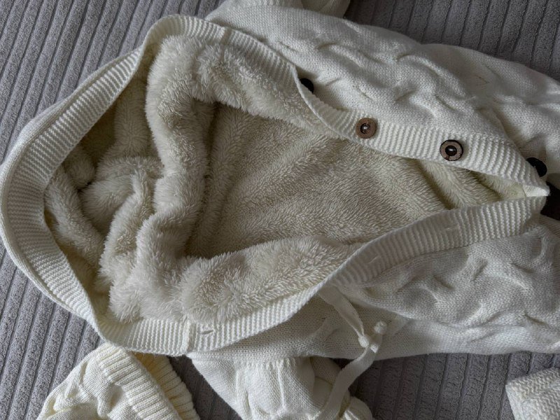 Теплый комбинезон для младенцев с комплектом шапочка и носочки 3