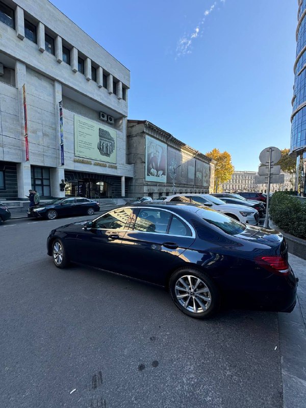 Mercedes-Benz E 200 Diesel Elit 2